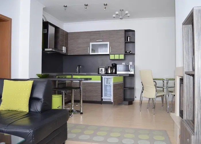 Grand Monastery Private * 팜포로보