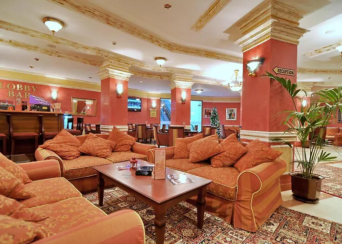 Grand Monastery Private 팜포로보