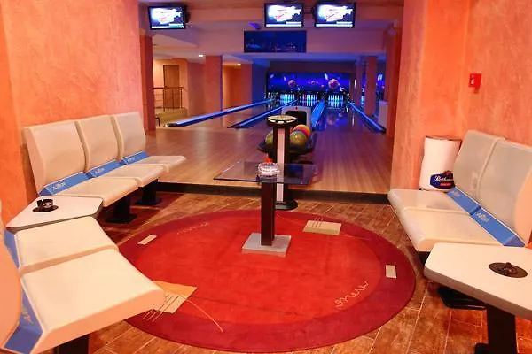 Grand Monastery Private 팜포로보