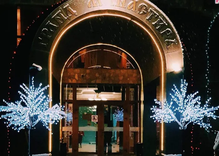 Grand Monastery Private 아파트 팜포로보